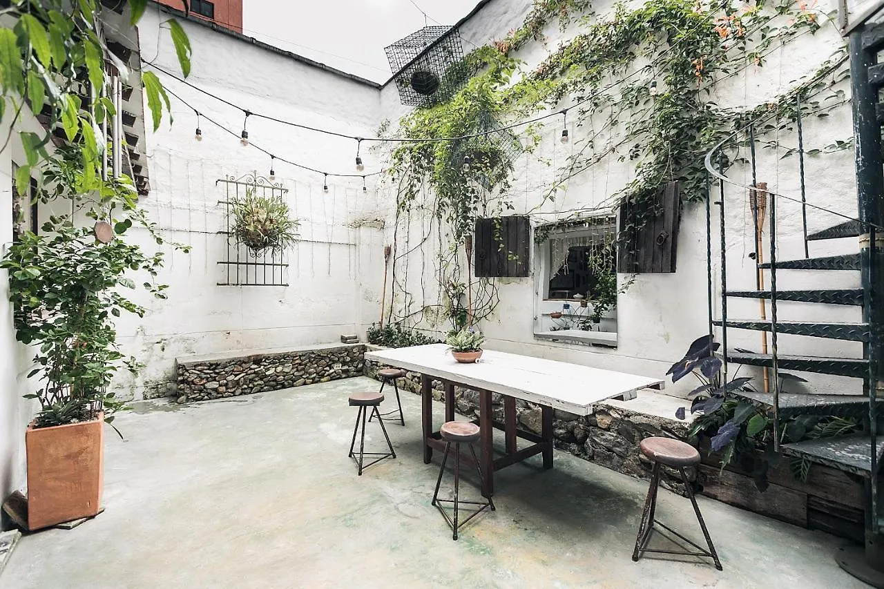 Hostal Florentina Symbiosis Medellín